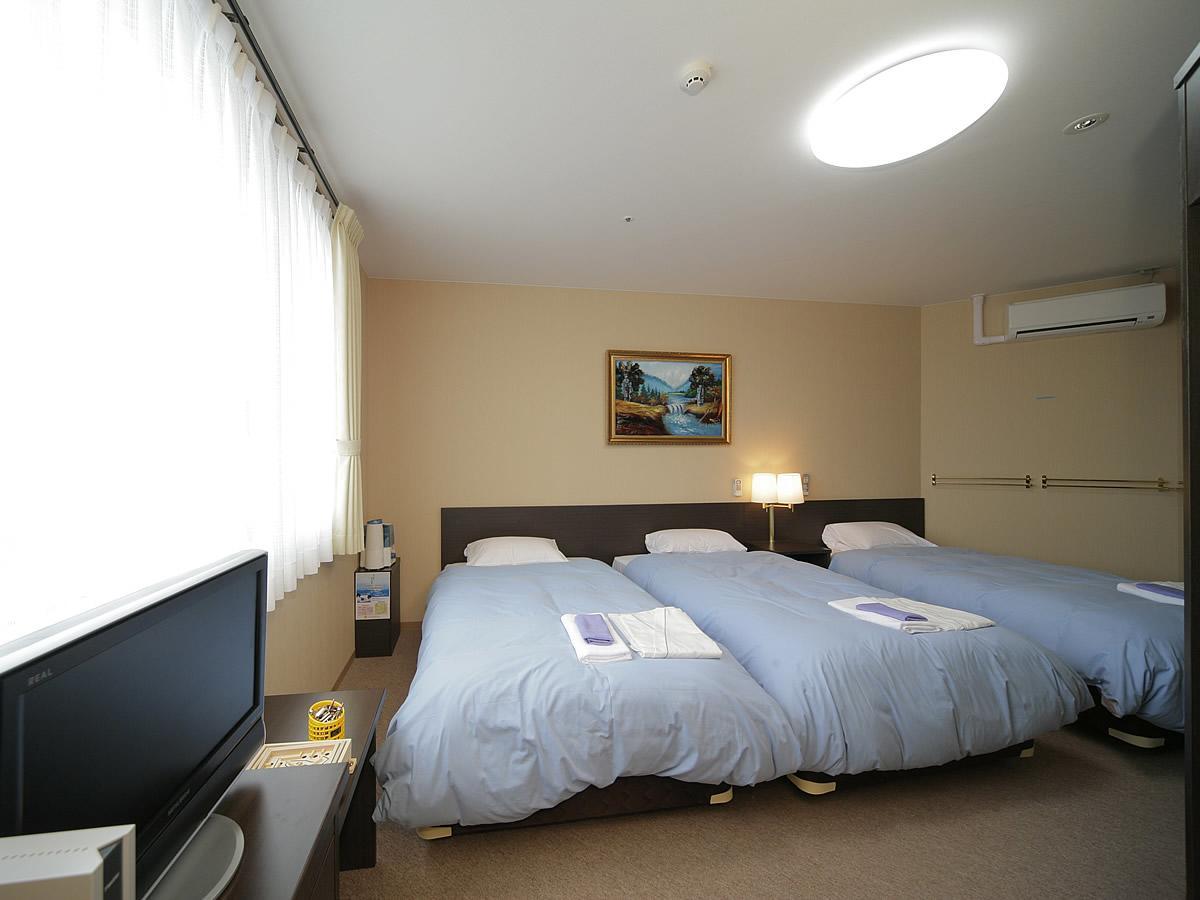 Hagi Royal Intelligent Hotel Bagian luar foto
